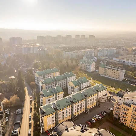 Podgorze Duchackie - Parking, Parks Nearby - By Rentujemy Apartmán *